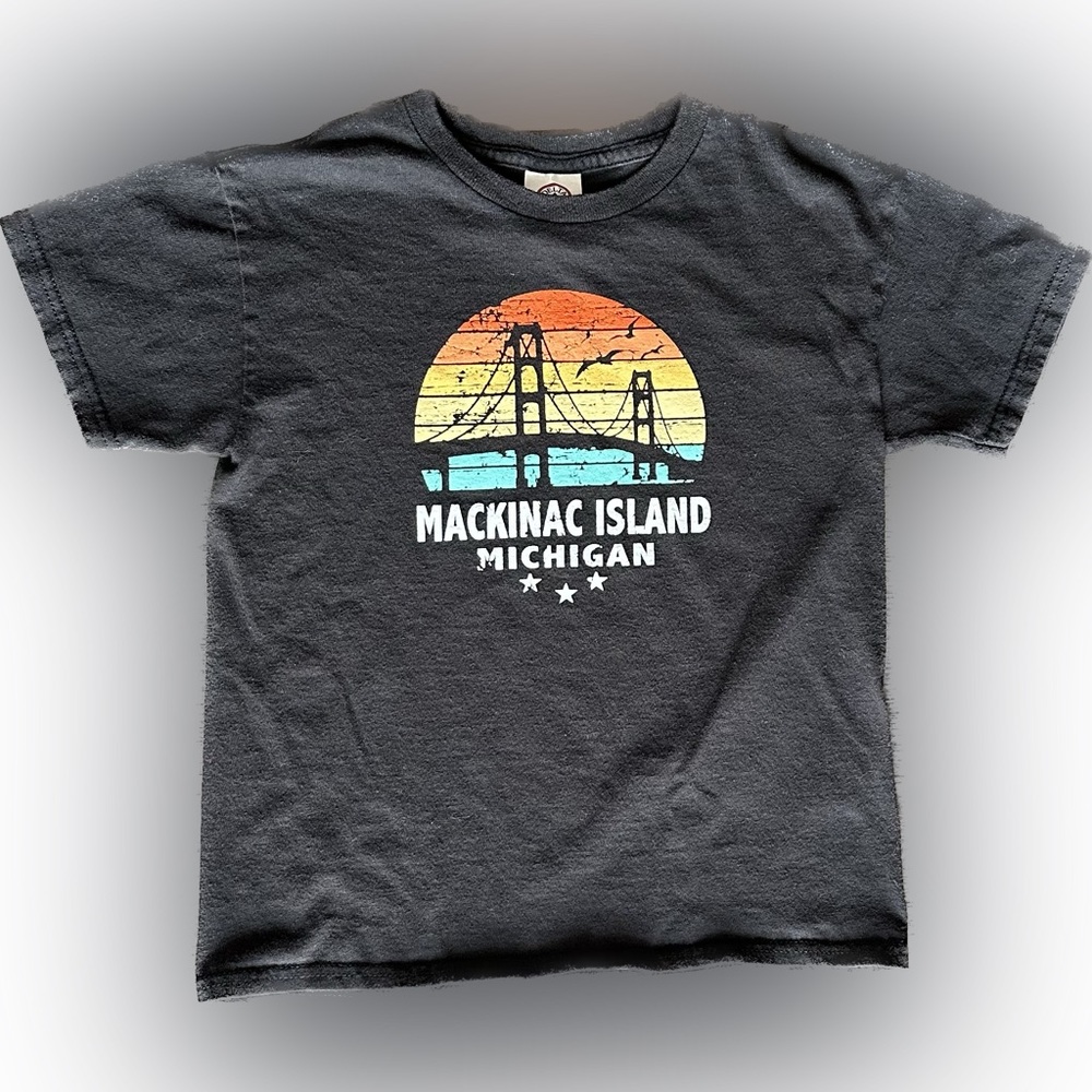 Youth Mackinac Island Graphic Tee Medium - Delta